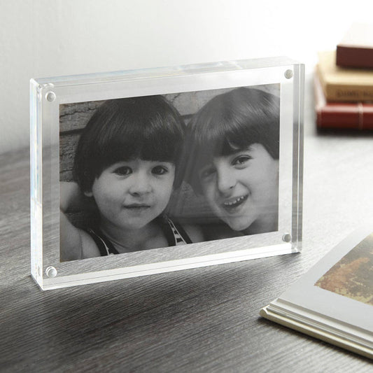 Magnetic Acrylic Frame - 5 X 7