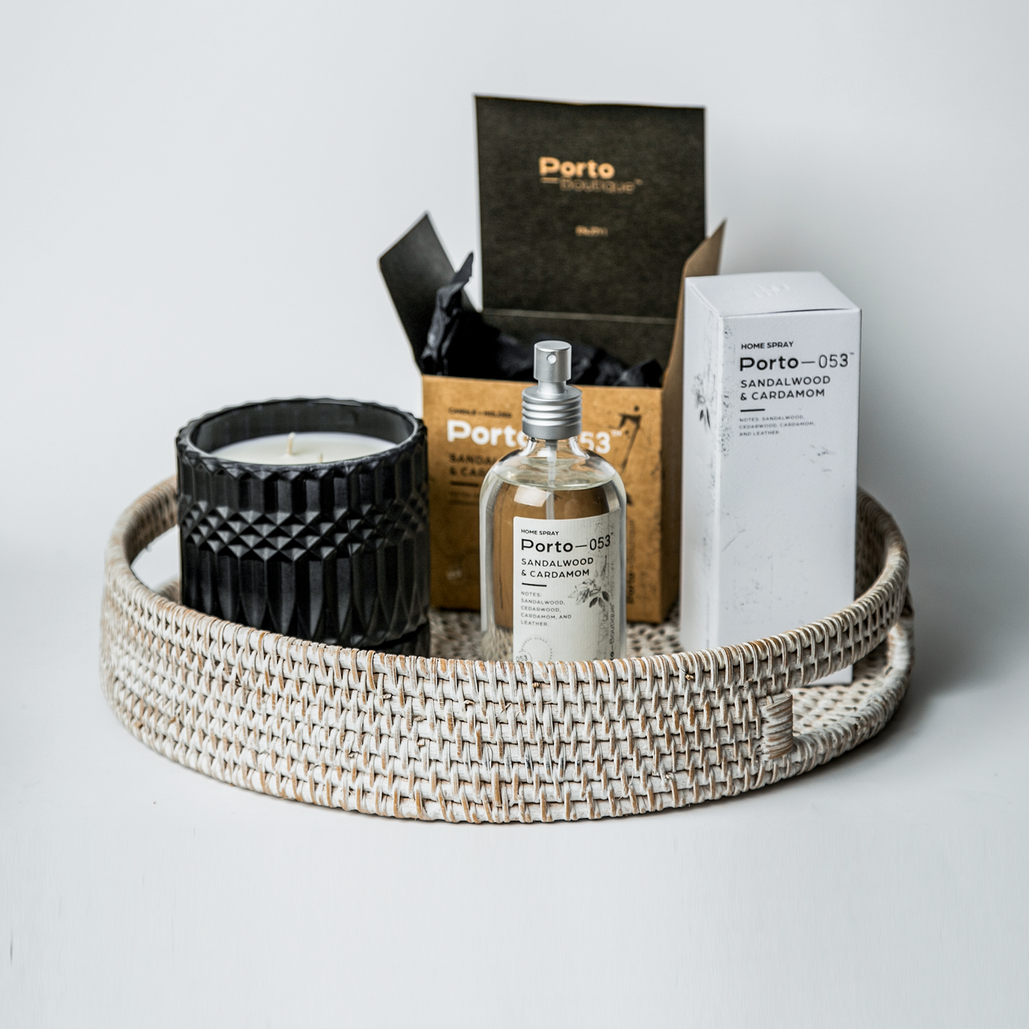 Round Rattan Tray