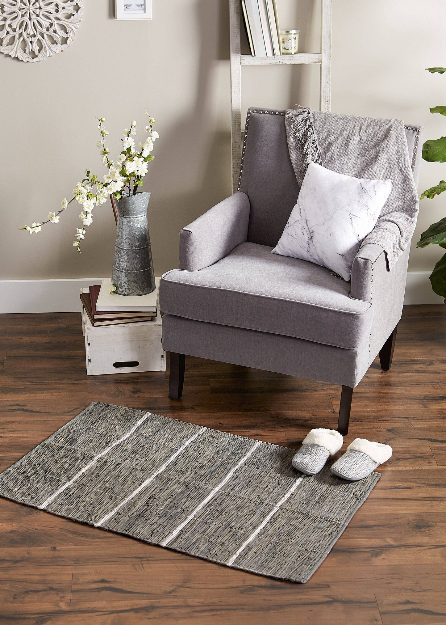 Gray & Cream Farmhouse Check Rug 26X40