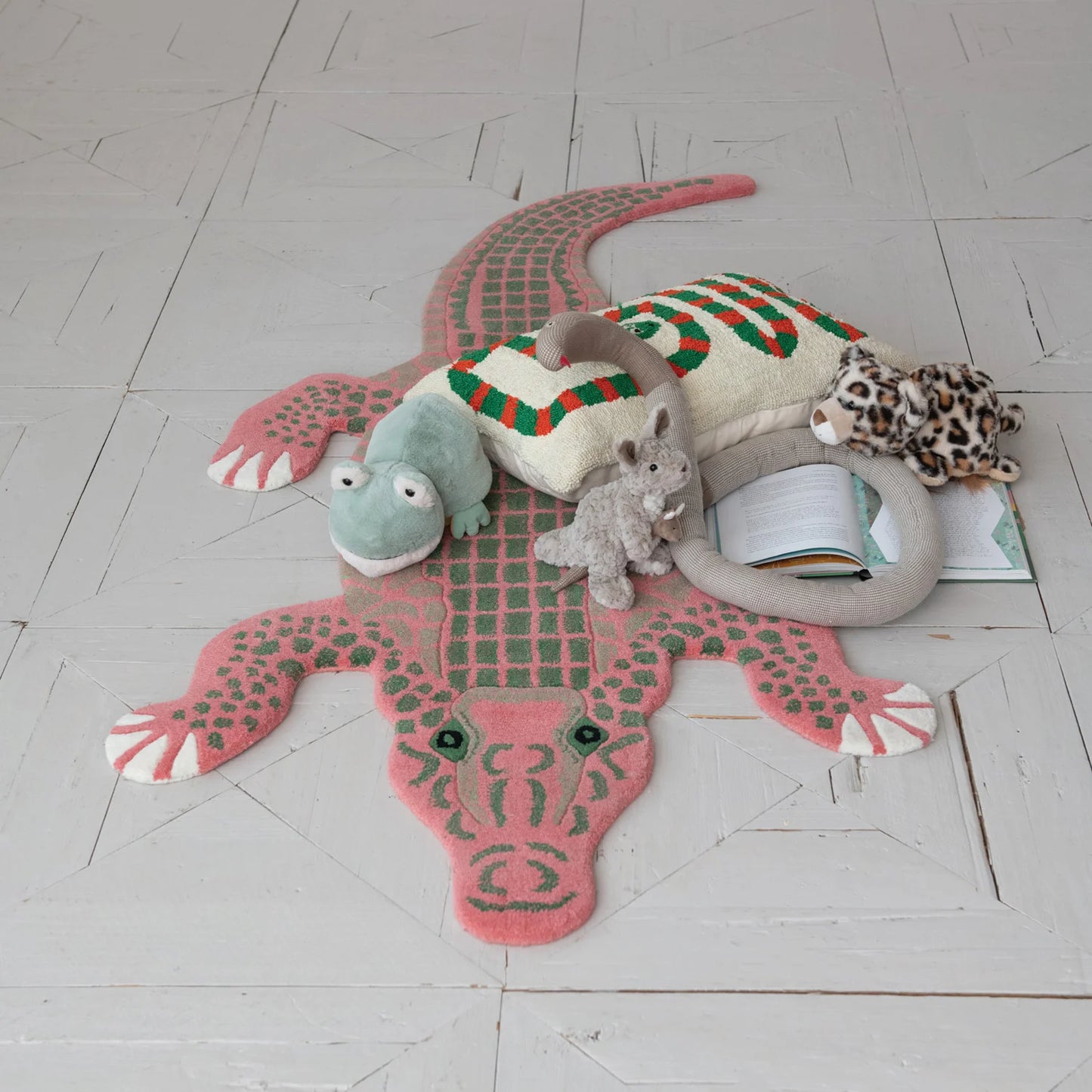 Wool Tufted Crocodile Shaped Rug