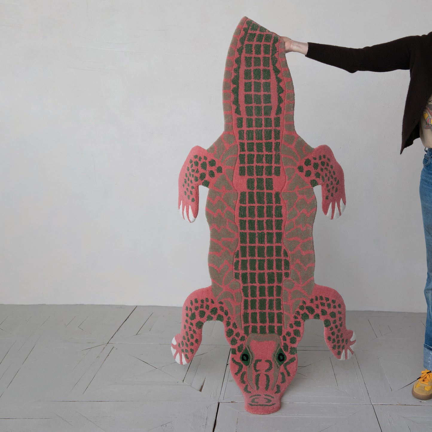 Wool Tufted Crocodile Shaped Rug