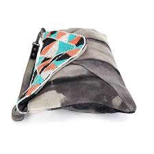 Maison + Scotch Clutch